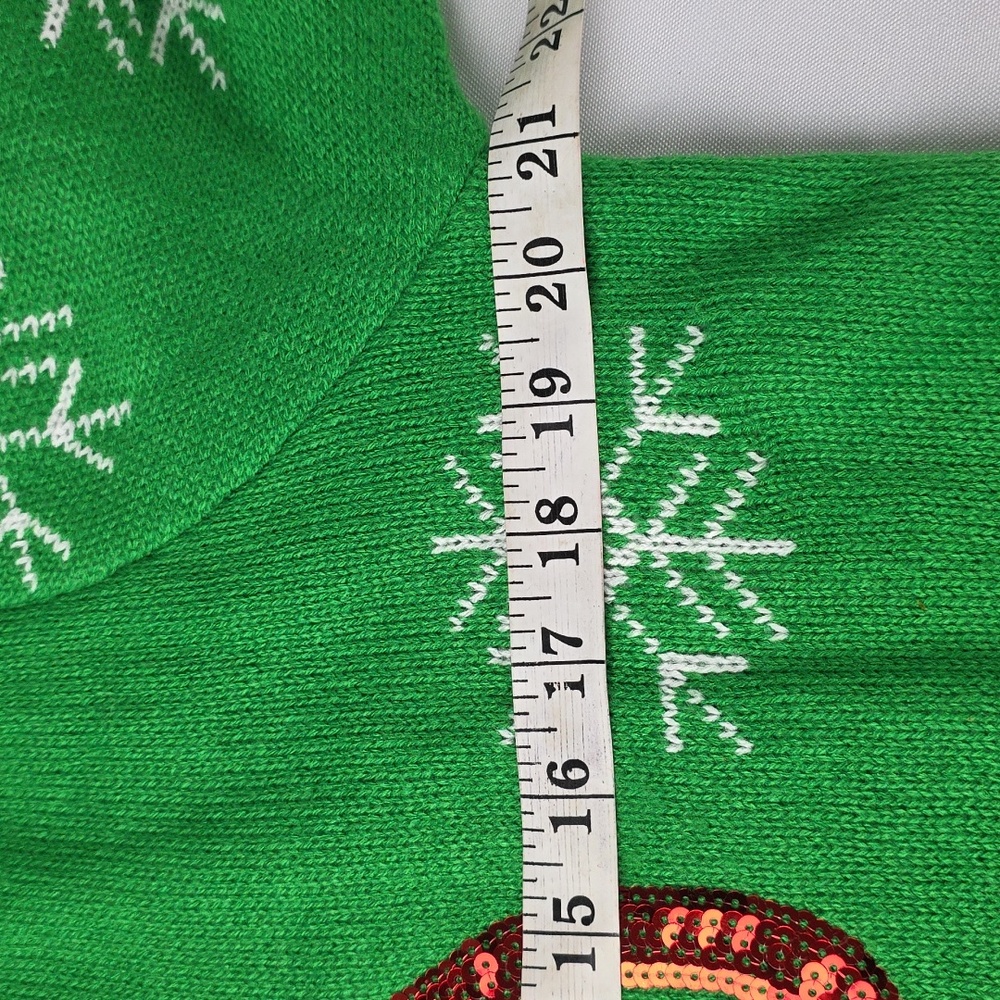 Merry Christmas By Poof! Women's Green Gnome Sweater Sequins Pom Christmas Sz L - Picture 6 of 8
